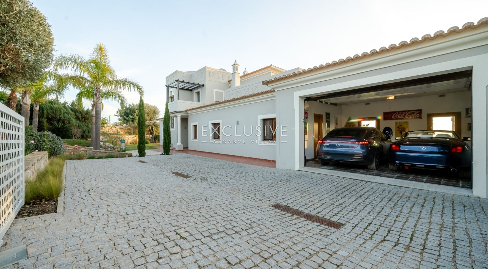 Luxuriöse Villa mit 5 Schlafzimmern und Meerblick in der Nähe von Santa Barbara de Nexe
