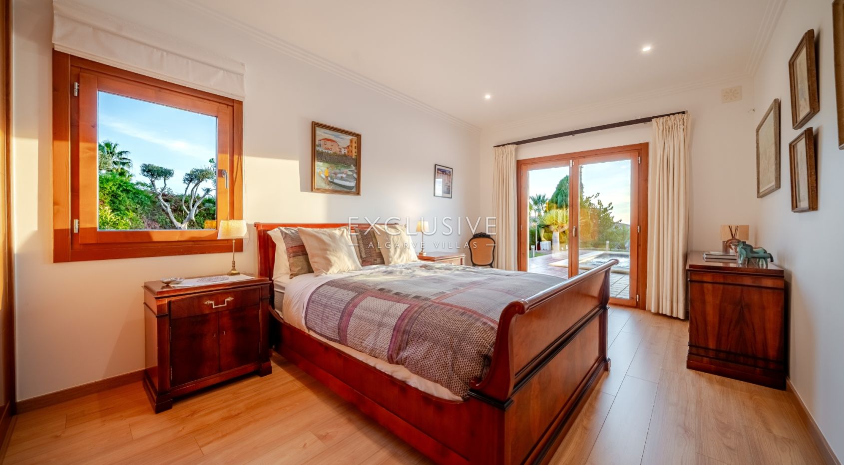 Luxuriöse Villa mit 5 Schlafzimmern und Meerblick in der Nähe von Santa Barbara de Nexe
