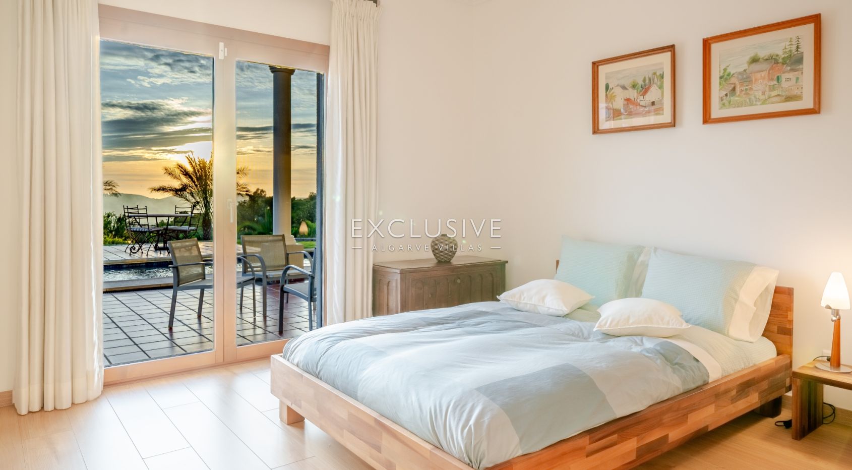 Luxuriöse Villa mit 5 Schlafzimmern und Meerblick in der Nähe von Santa Barbara de Nexe