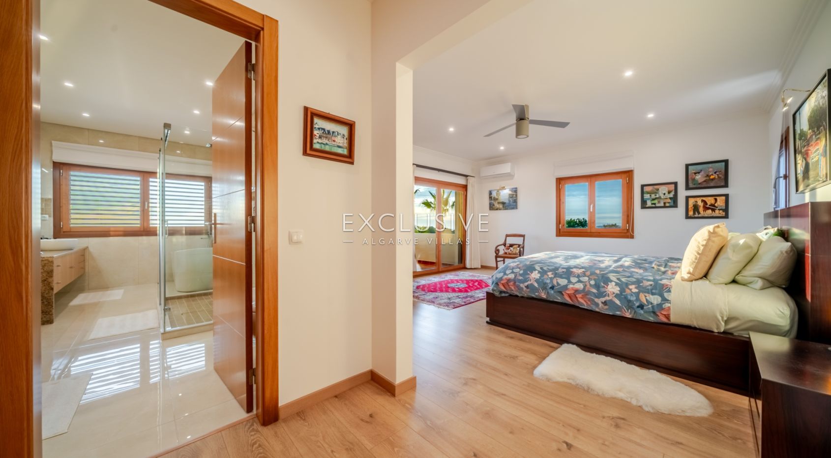 Luxuriöse Villa mit 5 Schlafzimmern und Meerblick in der Nähe von Santa Barbara de Nexe