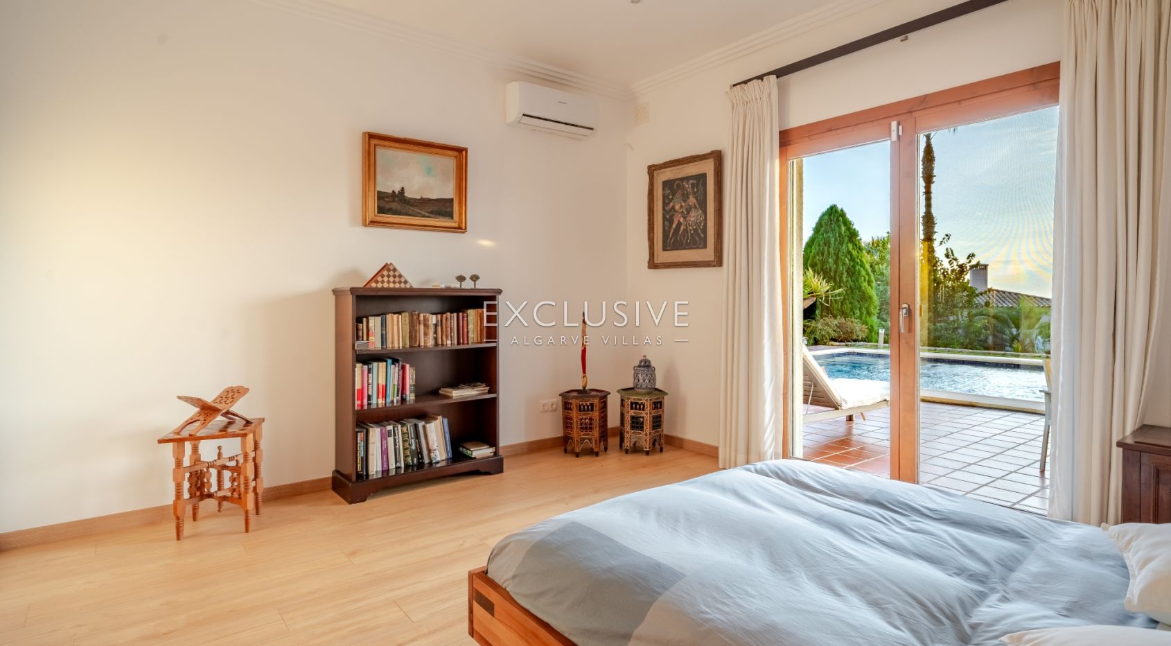 Luxuriöse Villa mit 5 Schlafzimmern und Meerblick in der Nähe von Santa Barbara de Nexe