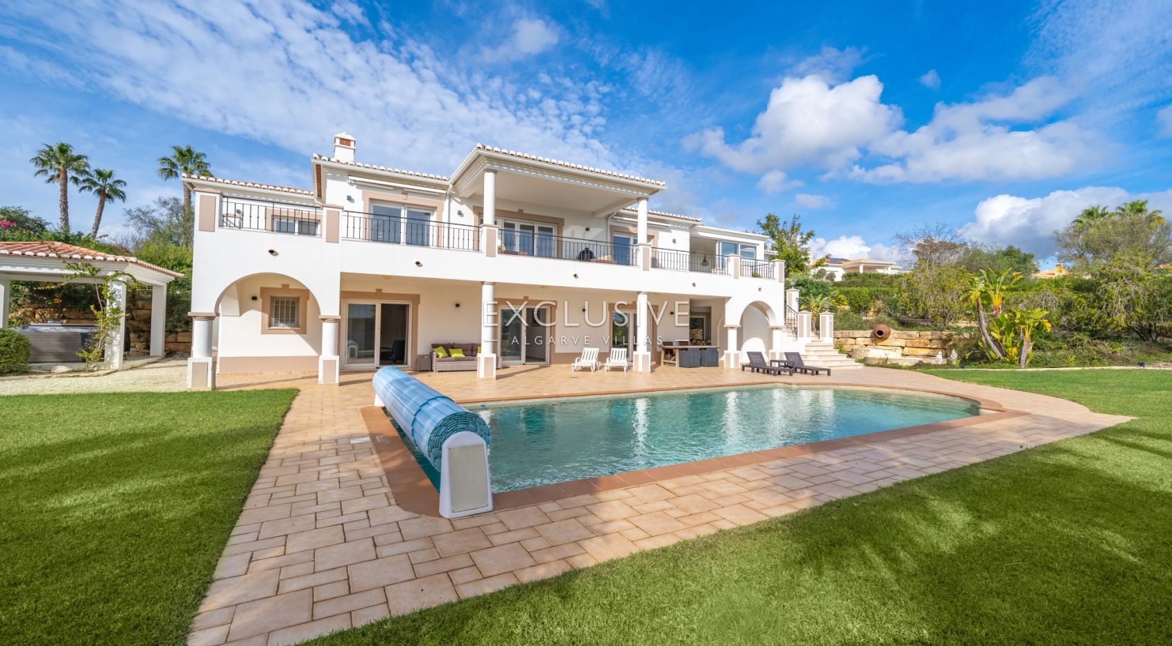 Luxuriöse Villa mit Meerblick in Praia da Luz, Westalgarve