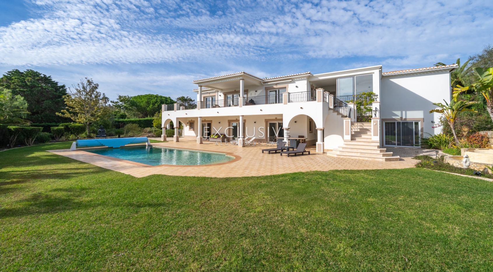 Luxuriöse Villa mit Meerblick in Praia da Luz, Westalgarve