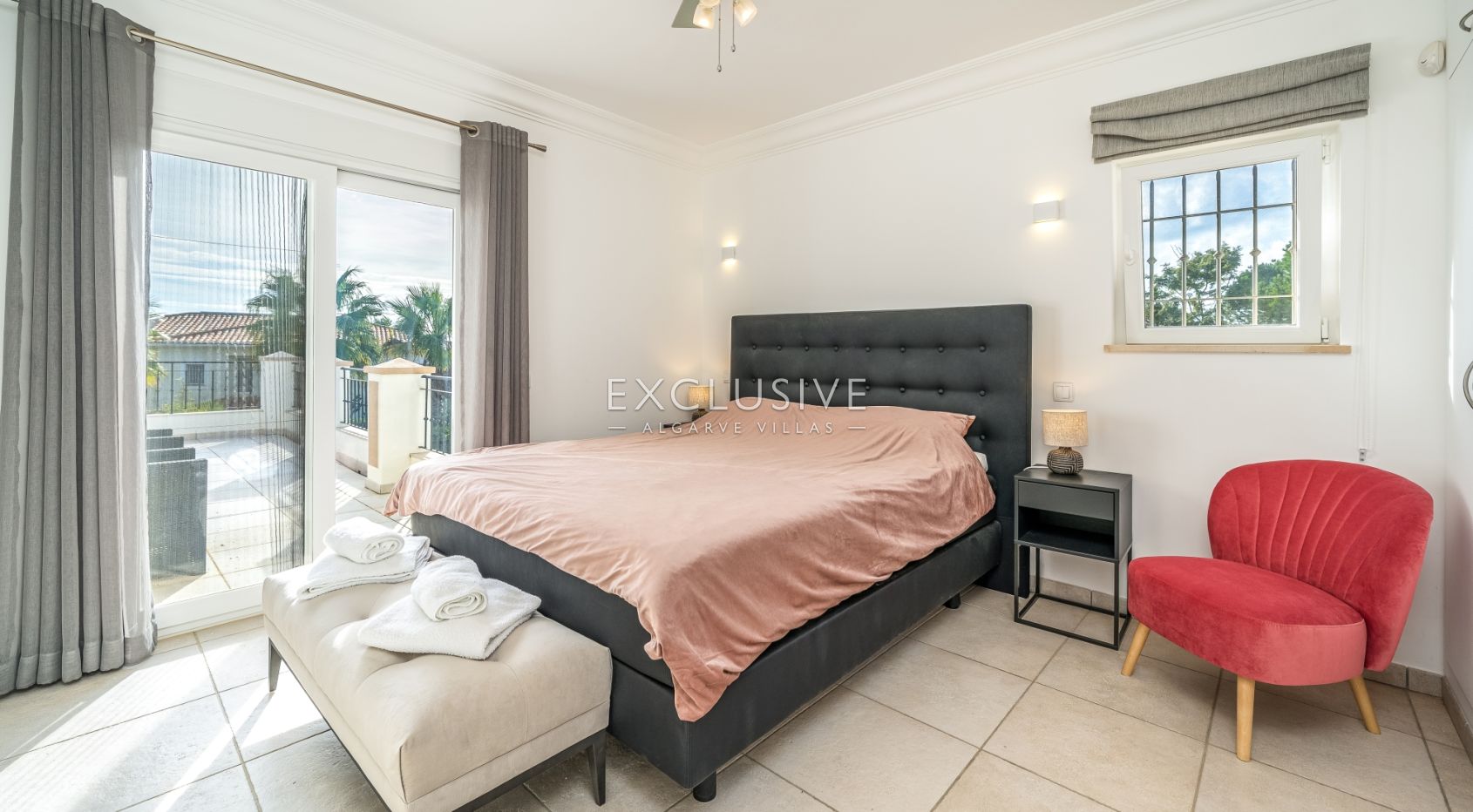 Luxuriöse Villa mit Meerblick in Praia da Luz, Westalgarve