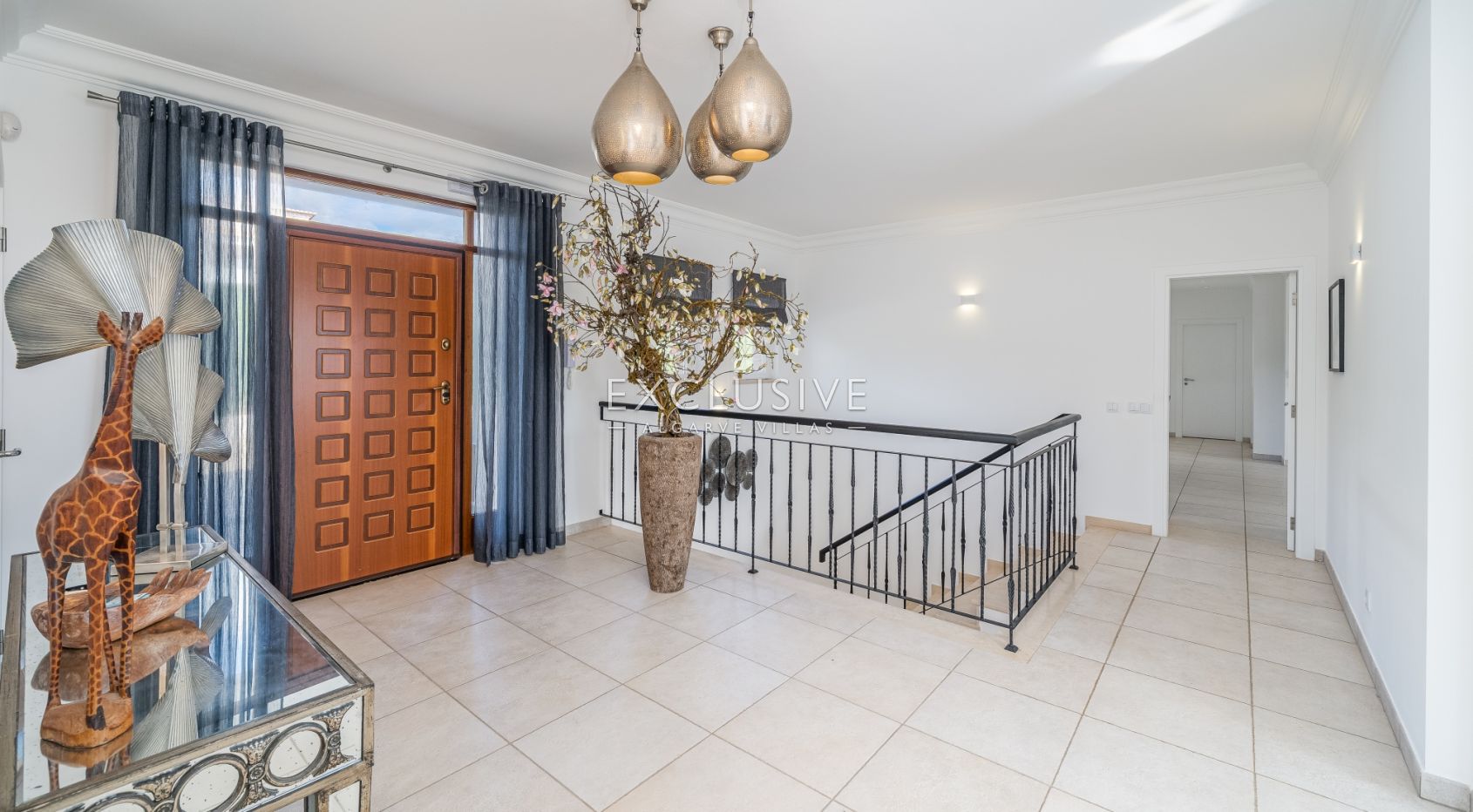 Luxuriöse Villa mit Meerblick in Praia da Luz, Westalgarve