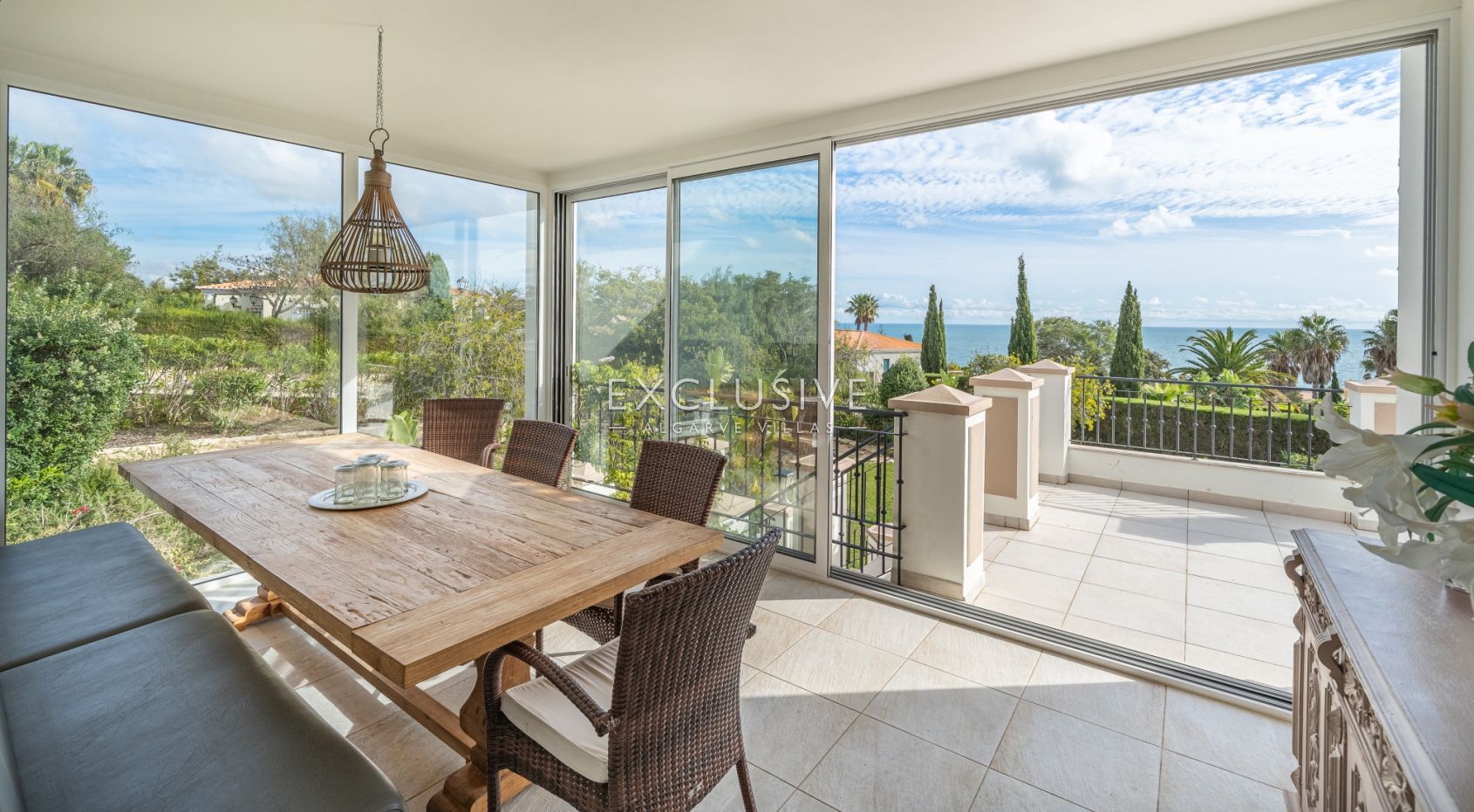 Luxuriöse Villa mit Meerblick in Praia da Luz, Westalgarve