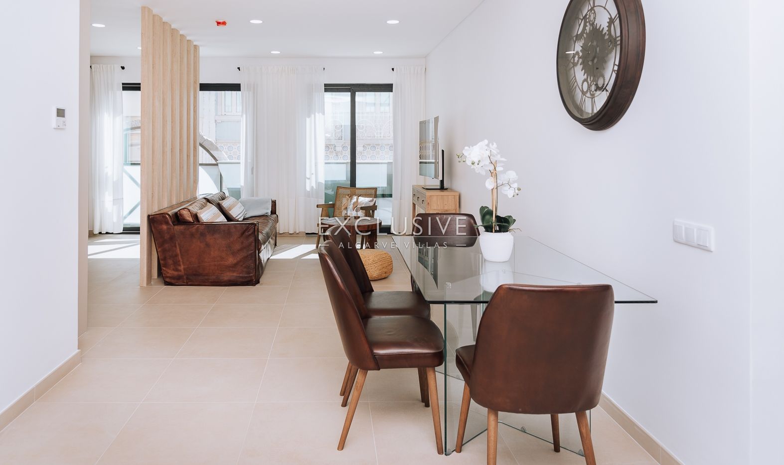 Sie ein modernes Apartment mit zwei Schlafzimmern im Zentrum von Faro, Algarve