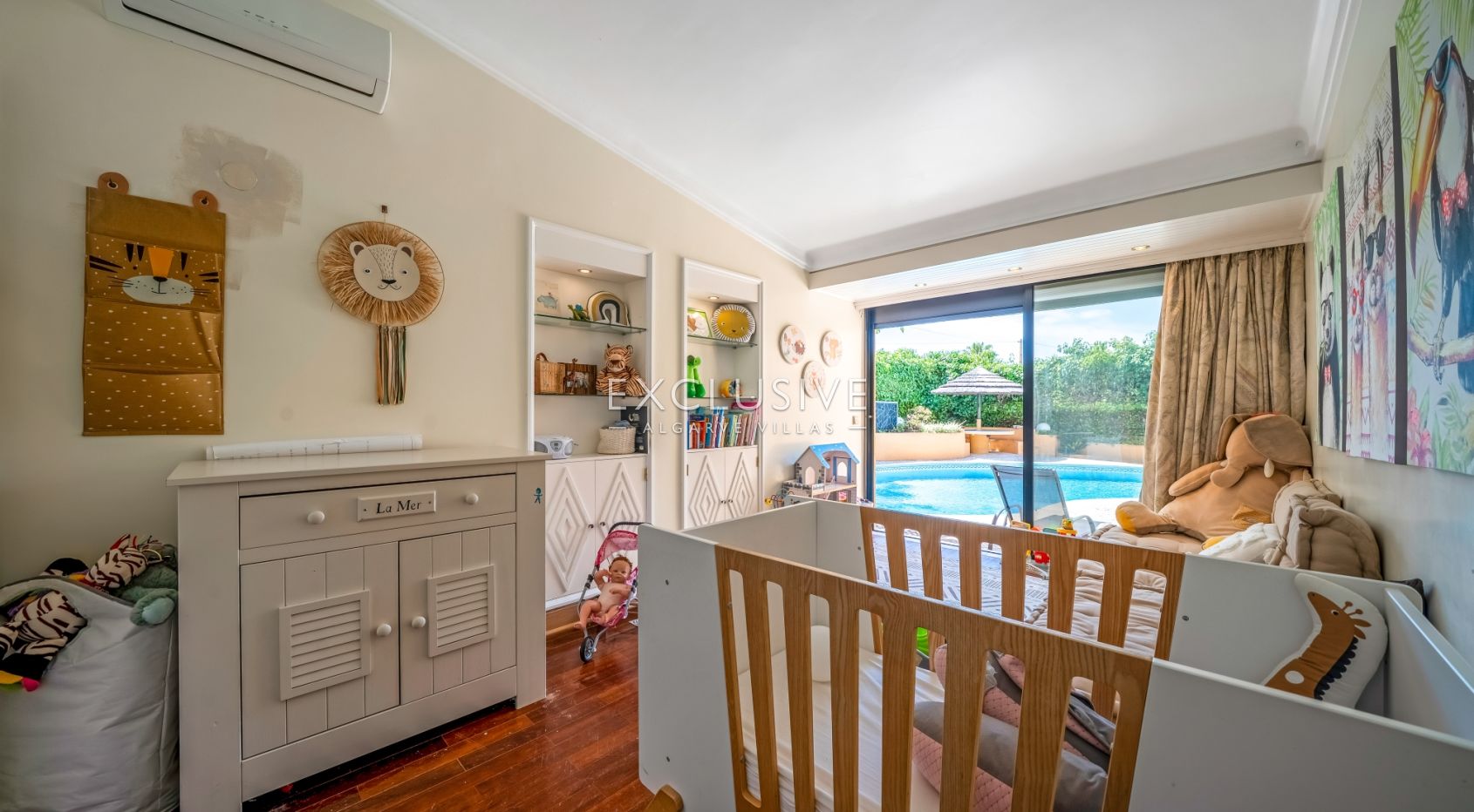 Sie eine 6+2-Schlafzimmer Residenz im Herzen der Algarve