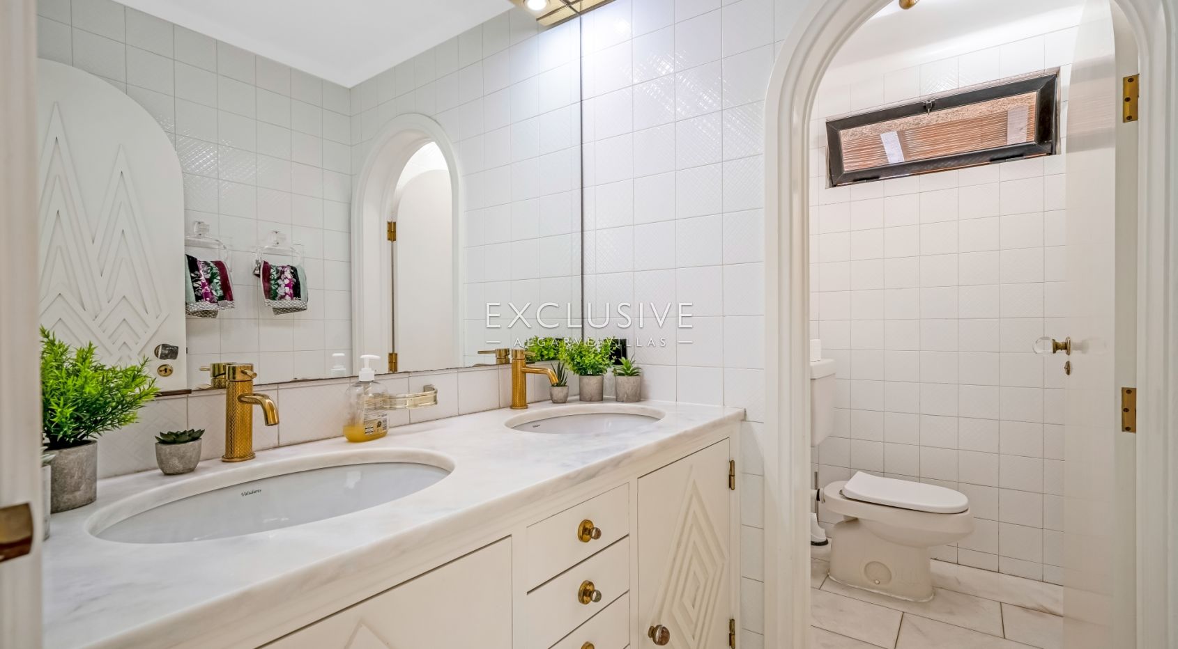 Sie eine 6+2-Schlafzimmer Residenz im Herzen der Algarve