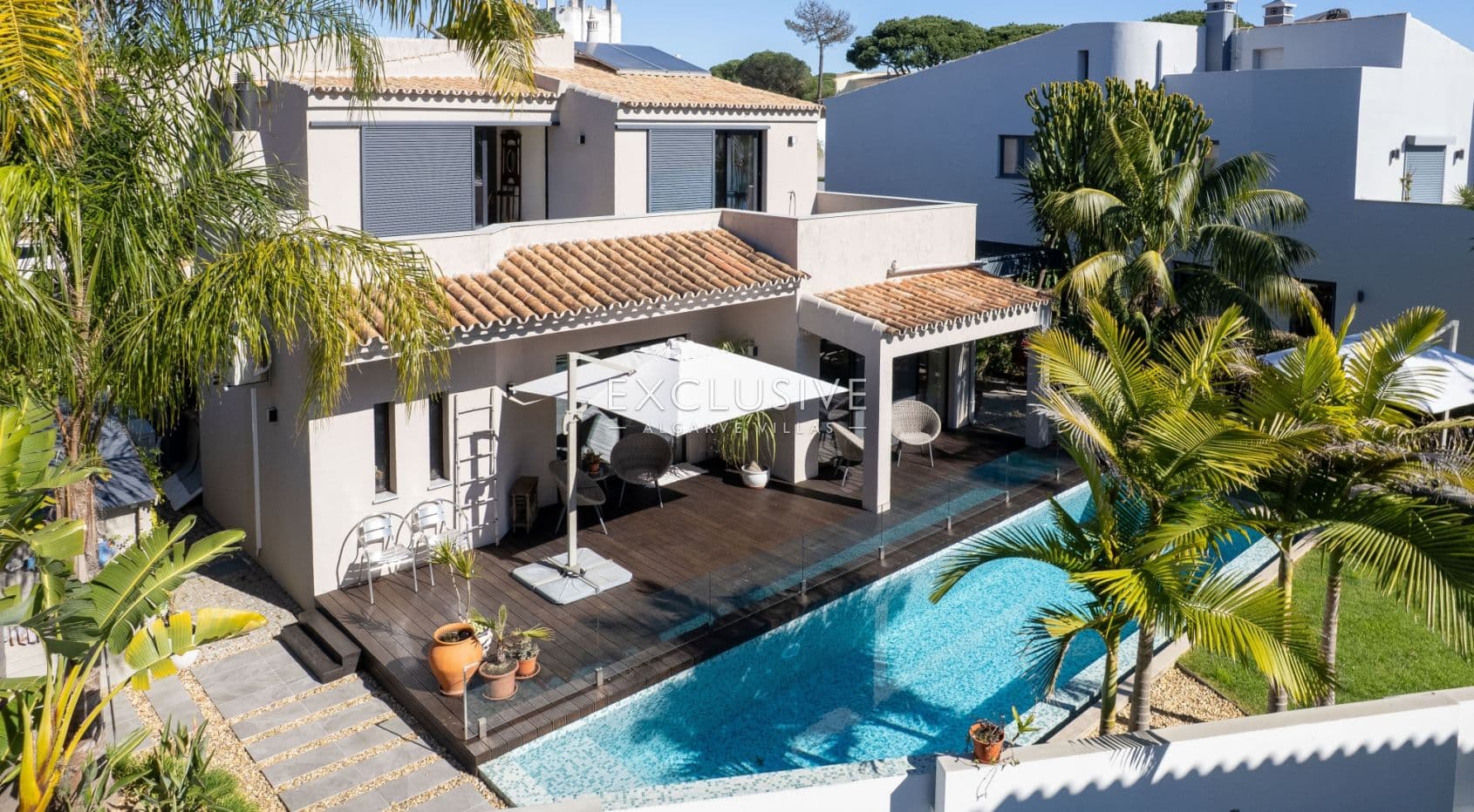 3+1 Bedroom Villa in Prime Vilamoura Location, Algarve-1