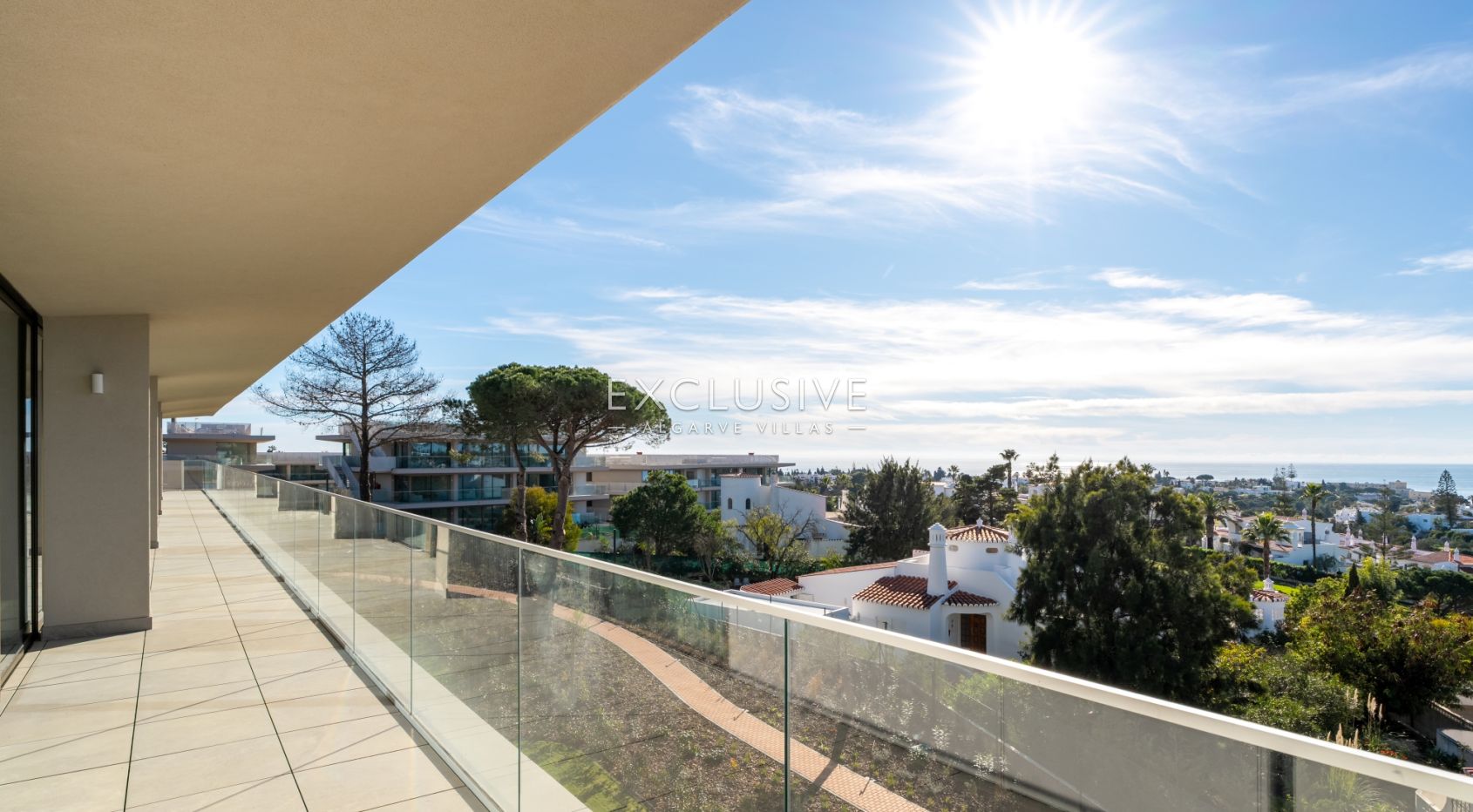 3 Schlafzimmer Penthouse im Dachgeschoss mit Meerblick in Carvoeiro, Westalgarve