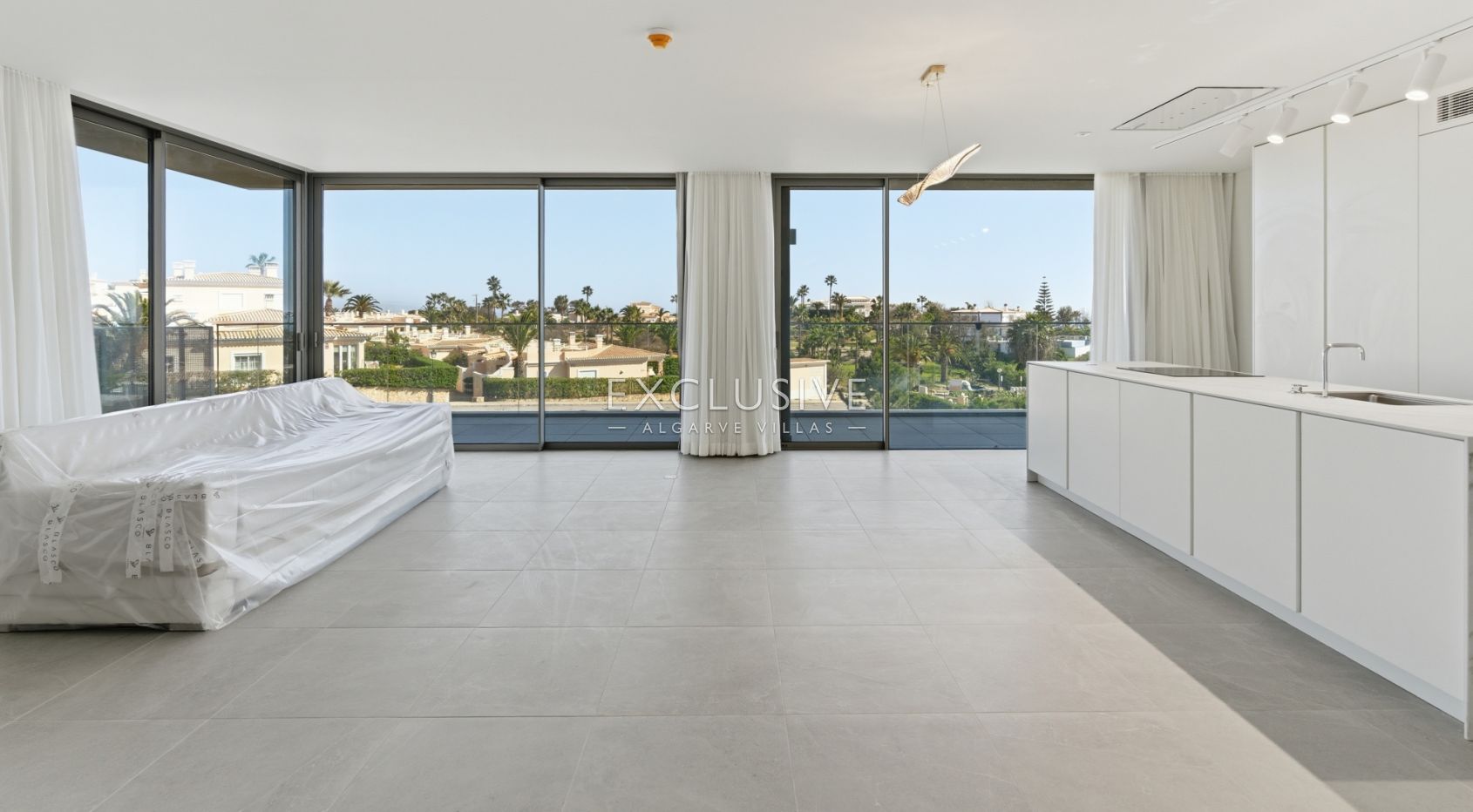 3 Schlafzimmer Penthouse im Dachgeschoss mit Meerblick in Carvoeiro, Westalgarve