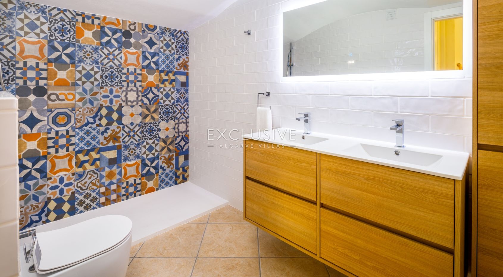 Investitionsmöglichkeit - 4 Strand-Studio-Apartments Praia do Carvoeiro, Algarve