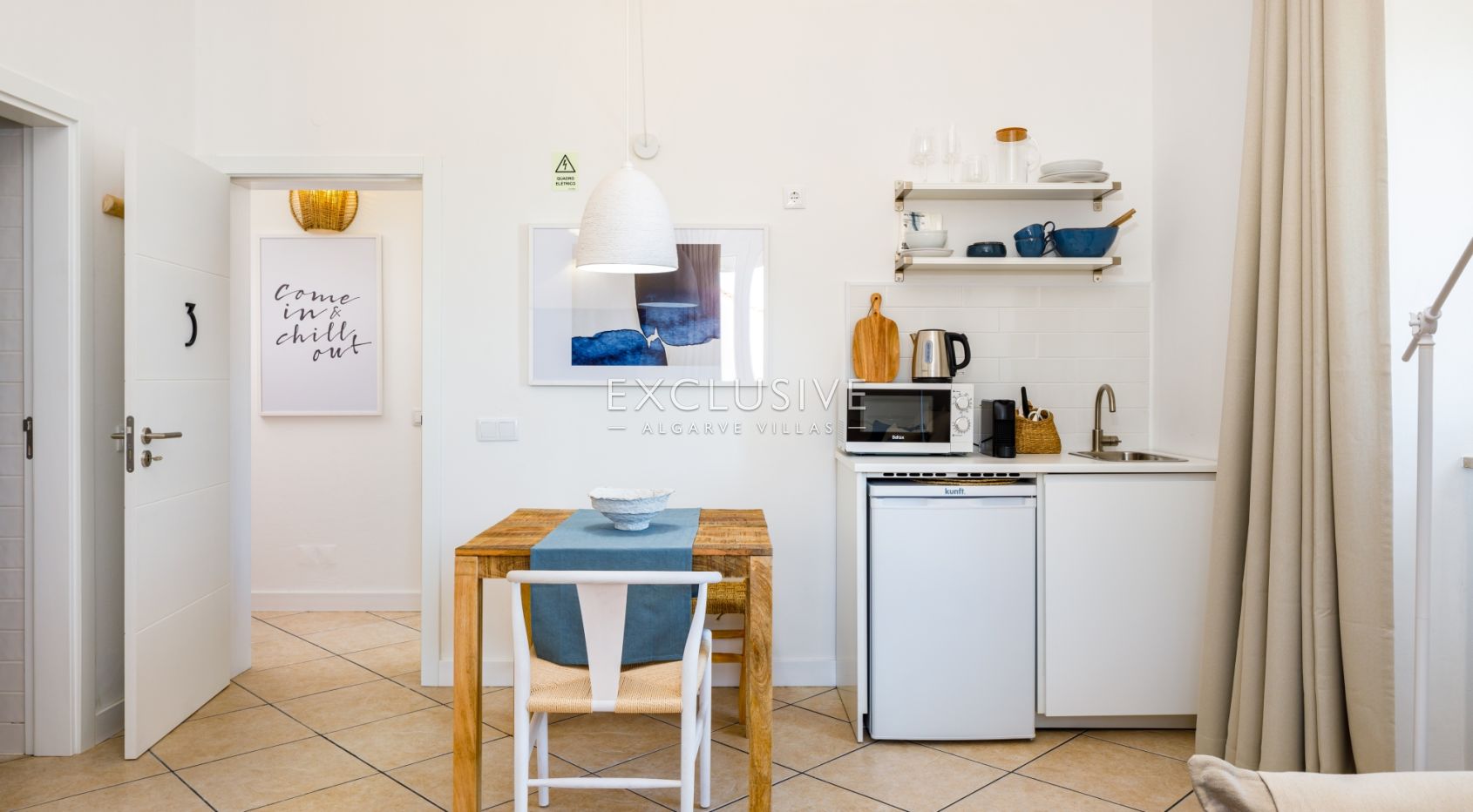 Investitionsmöglichkeit - 4 Strand-Studio-Apartments Praia do Carvoeiro, Algarve