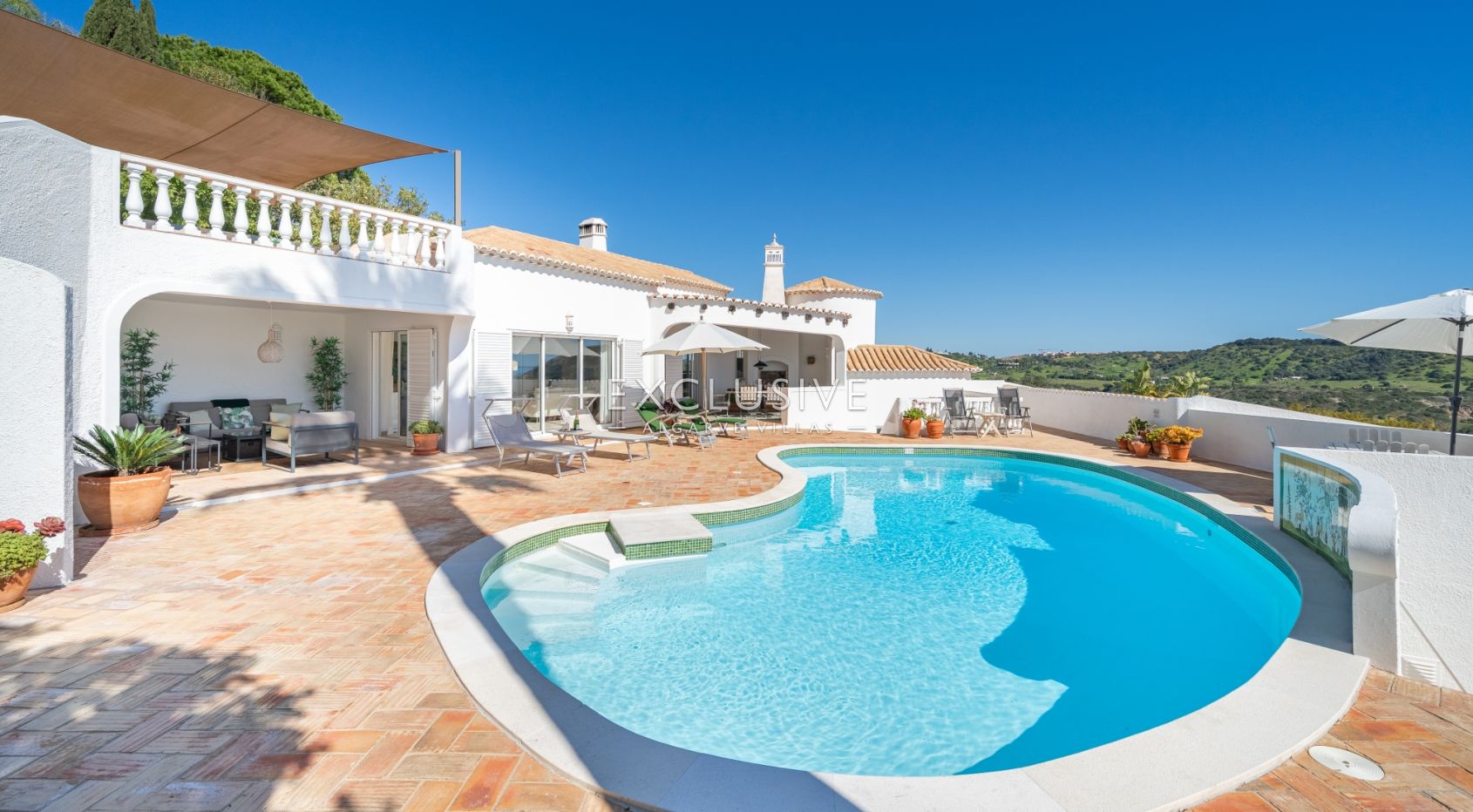 Villa mit vier Schlafzimmern und exzellentem Meerblick in Praia da Luz