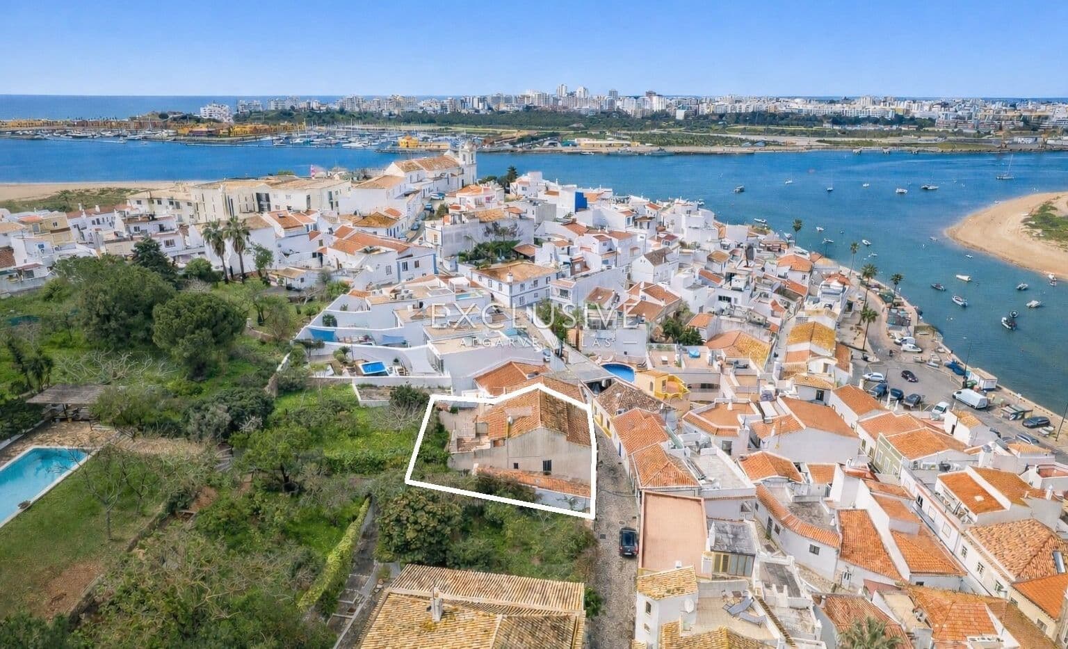 Dorfhaus zu renovieren im Zentrum von Ferragudo, Algarve-2