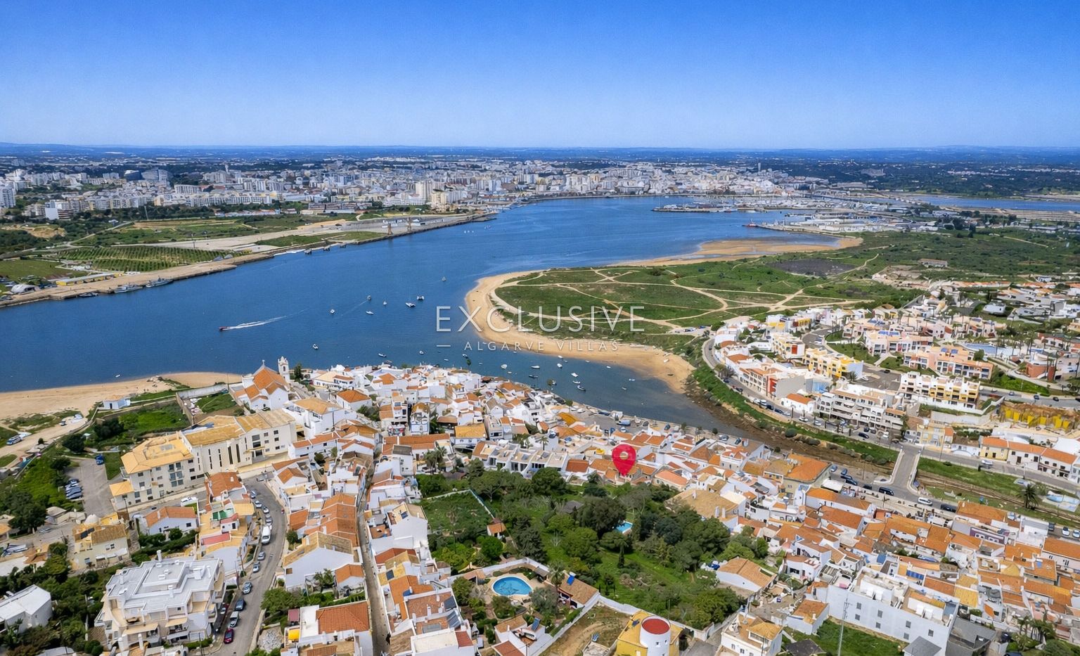 Dorfhaus zu renovieren im Zentrum von Ferragudo, Algarve