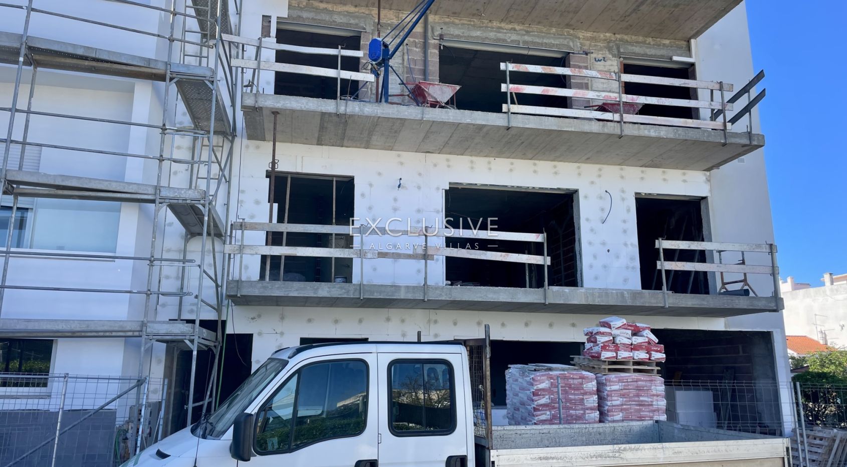 Eine neue 2-Zimmer-Wohnung in Quarteira