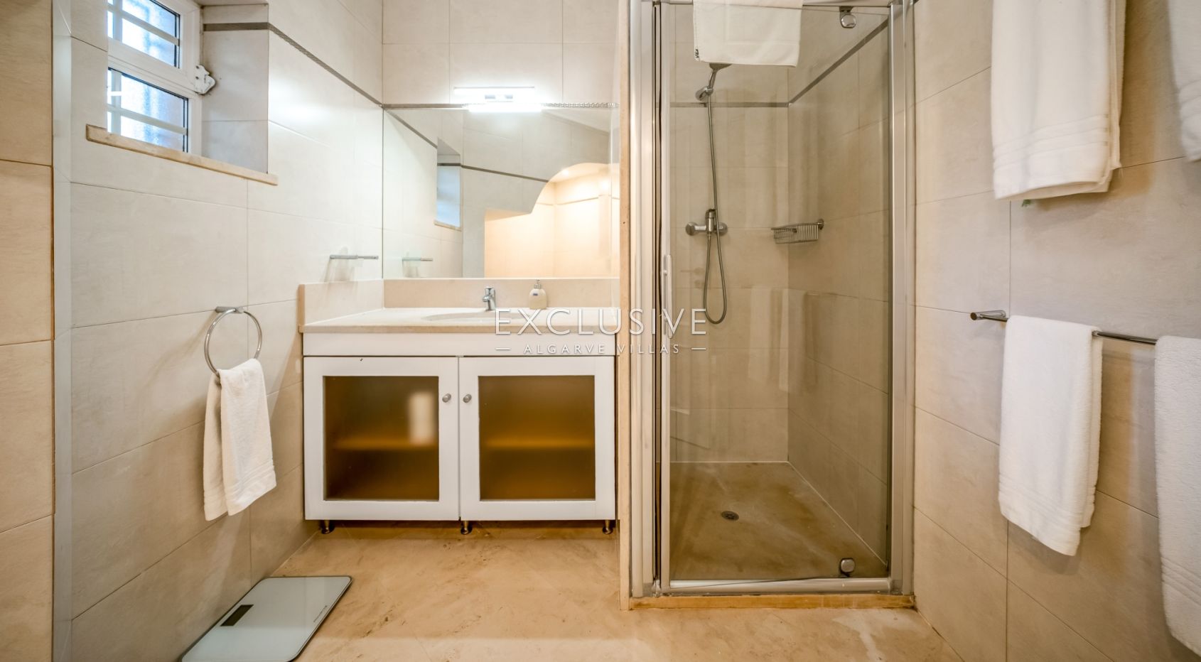 Elegante 5-Schlafzimmer-Villa in Santo António Golf Resort, Algarve