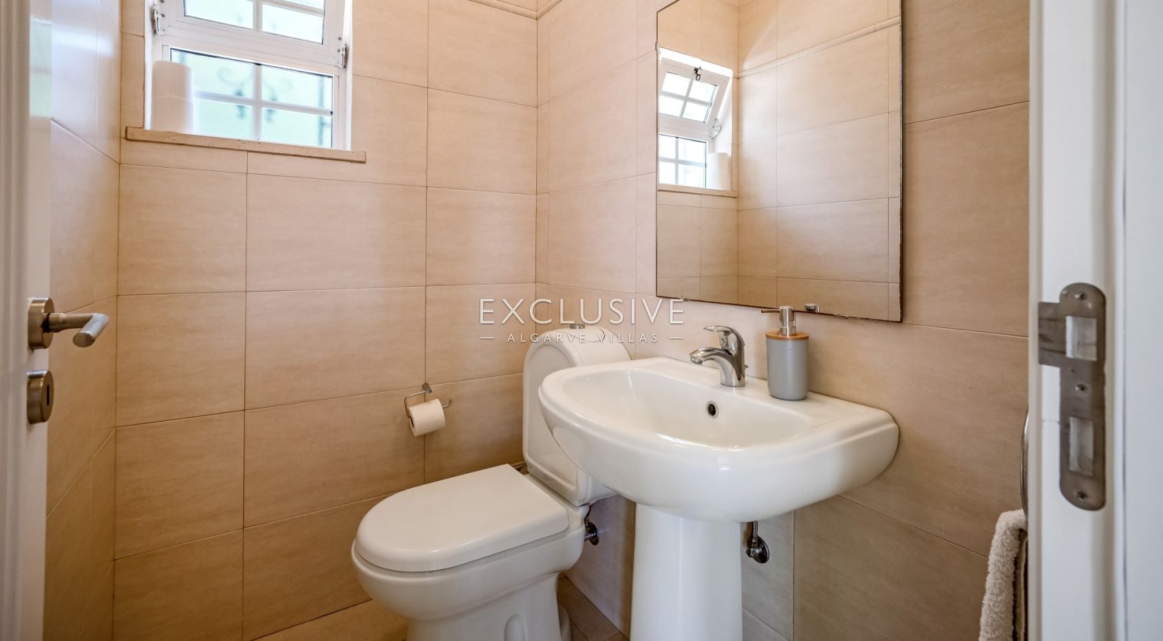 Elegante 5-Schlafzimmer-Villa in Santo António Golf Resort, Algarve