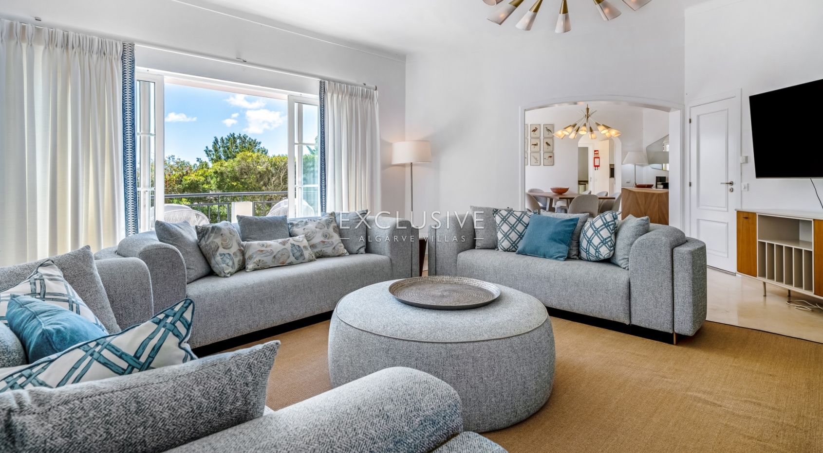 Elegante 5-Schlafzimmer-Villa in Santo António Golf Resort, Algarve
