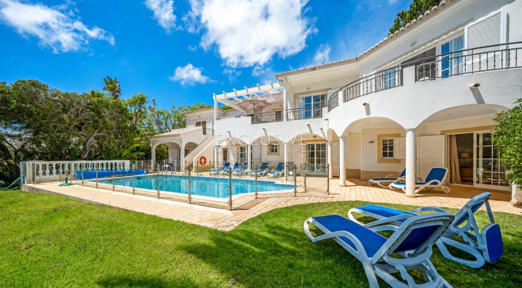 Elegante 5-Schlafzimmer-Villa in Santo António Golf Resort, Algarve