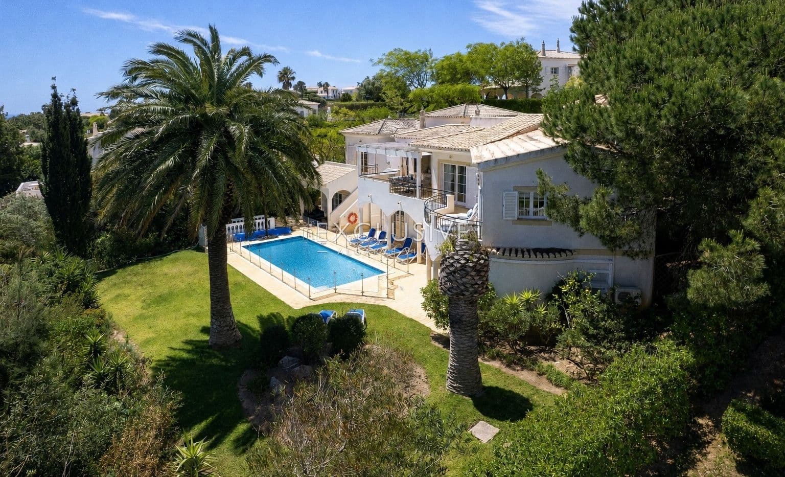 Elegante 5-Schlafzimmer-Villa in Santo António Golf Resort, Algarve-1