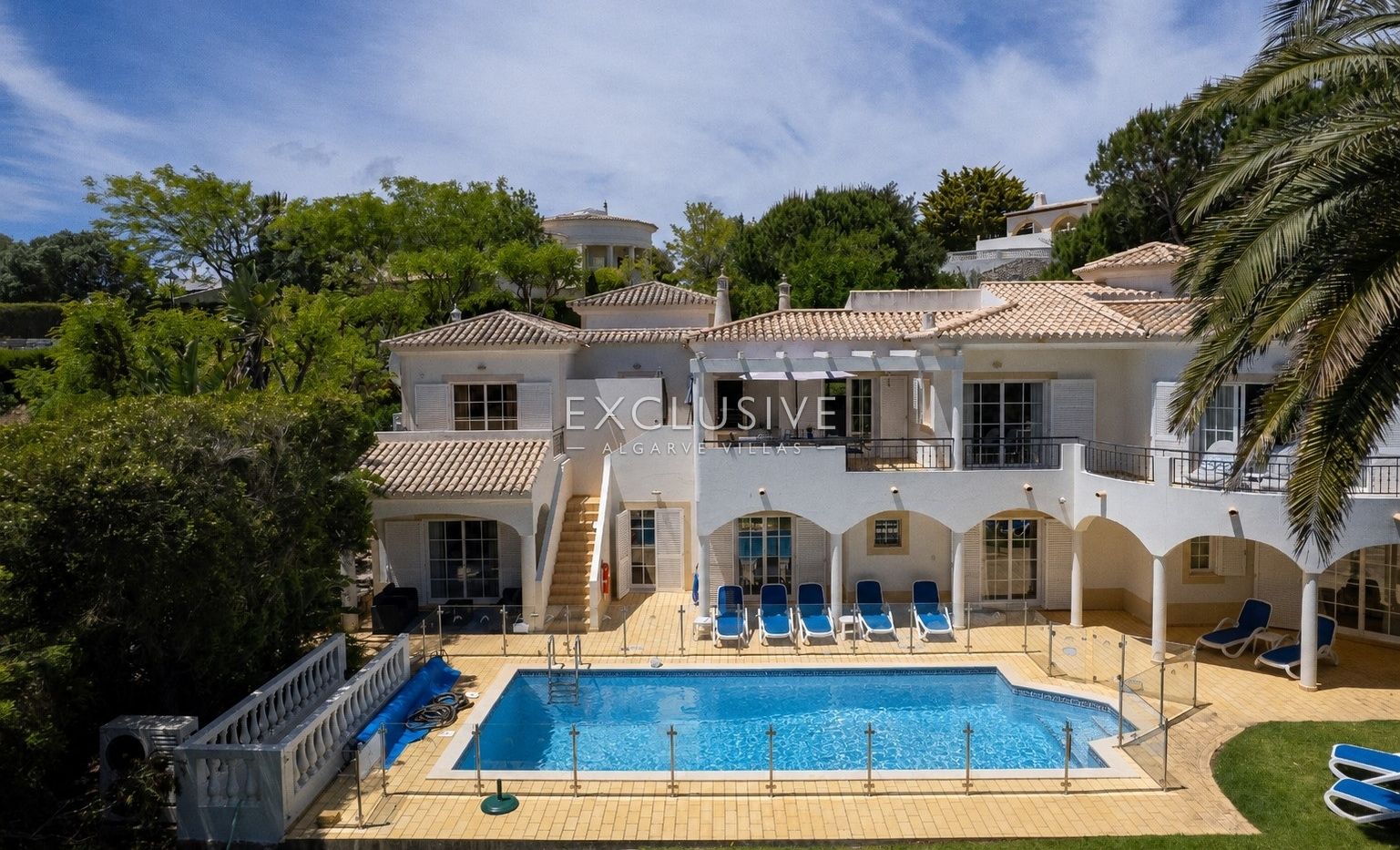 Elegante 5-Schlafzimmer-Villa in Santo António Golf Resort, Algarve