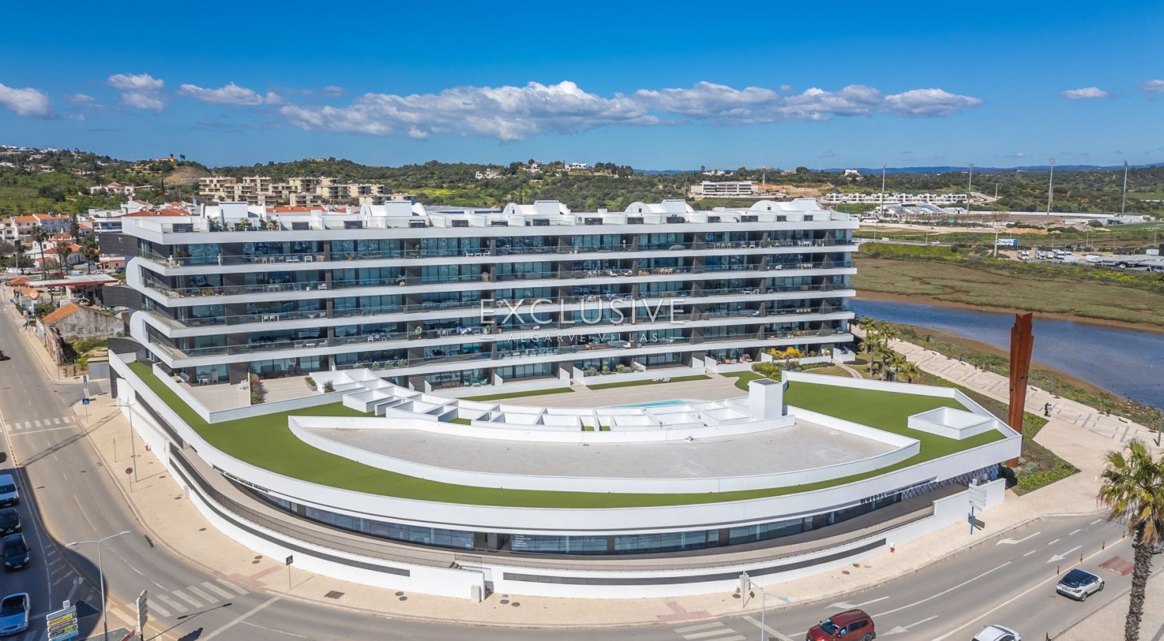 Helle moderne Wohnung mit Blick auf den Yachthafen und das Meer in Lagos