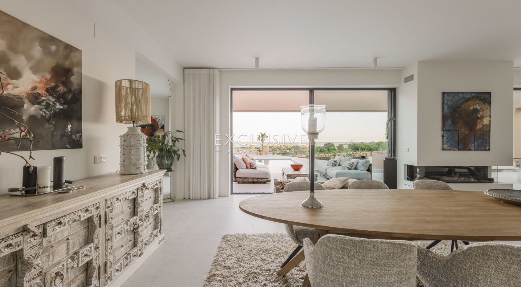 Luxuriöse, moderne Villa neben dem Golfplatz Palmares mit Panoramablick auf das Meer in