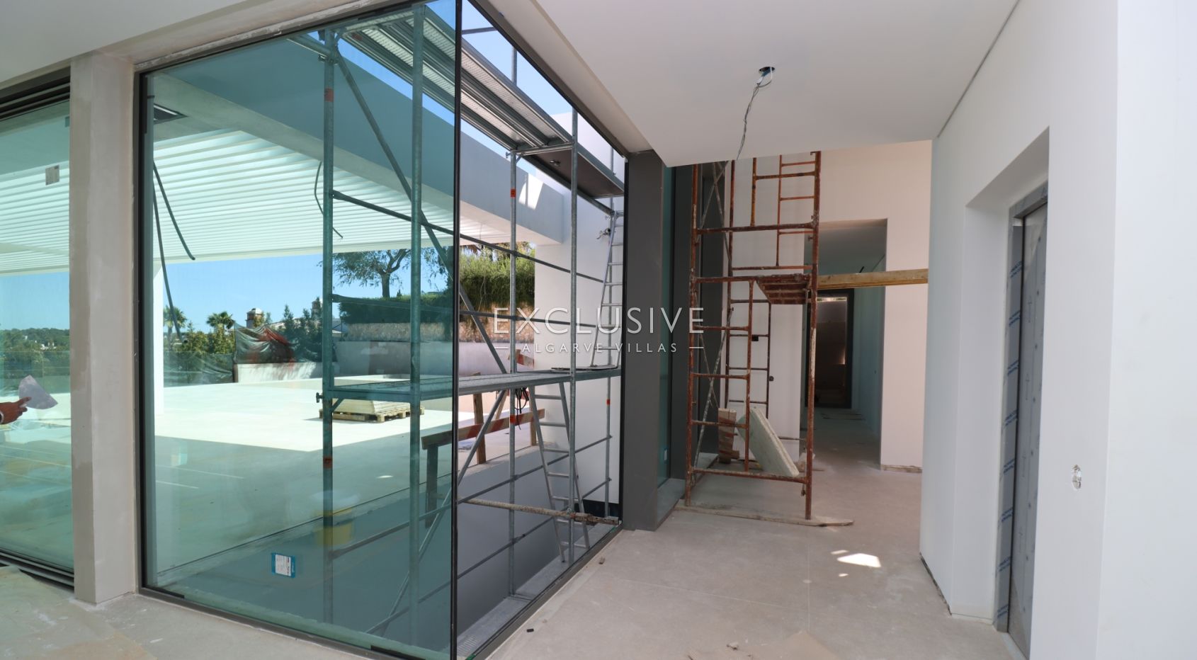 4+1-Villa in Quinta do Lago, nur wenige Gehminuten vom Strand entfernt, Algarve
