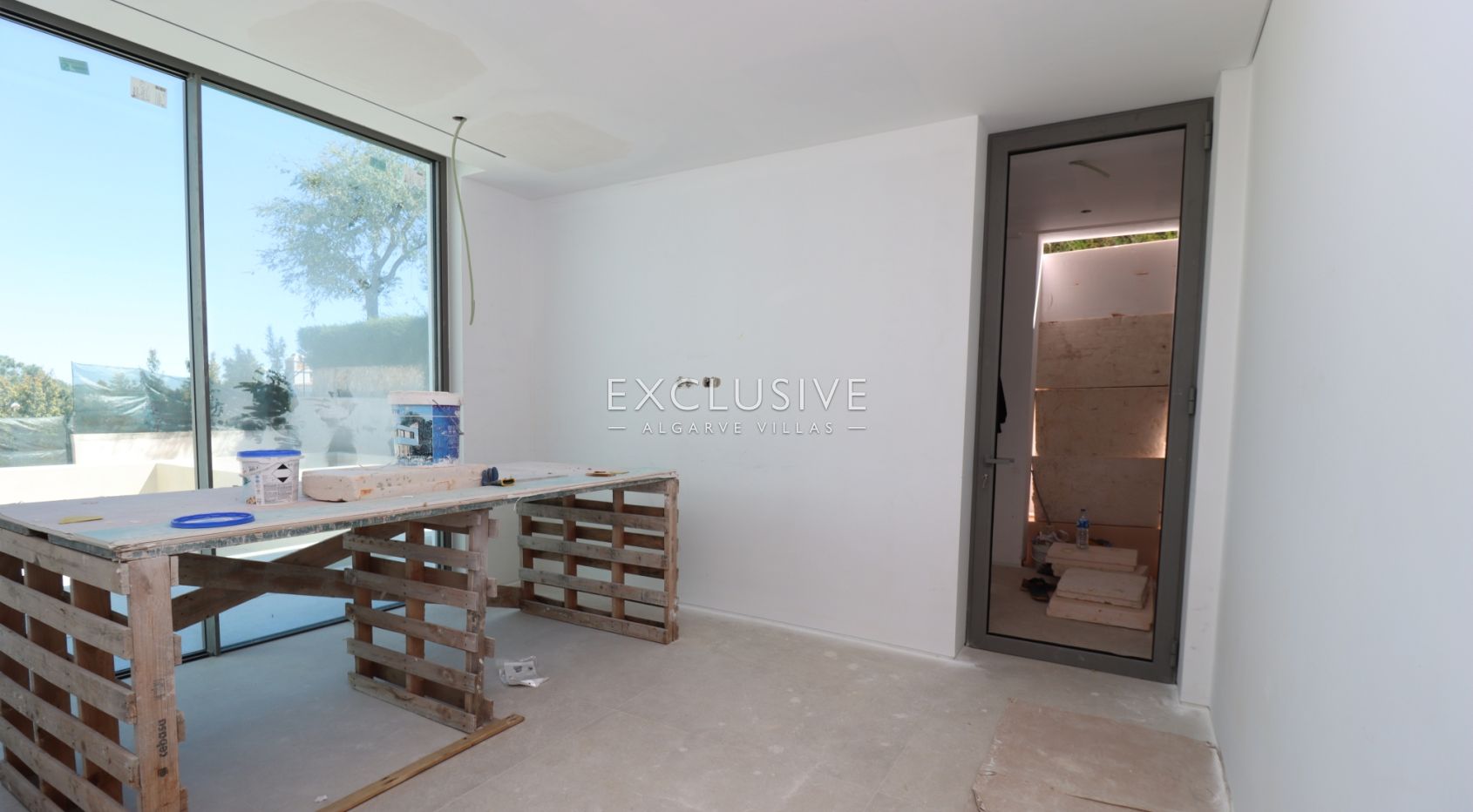 4+1-Villa in Quinta do Lago, nur wenige Gehminuten vom Strand entfernt, Algarve