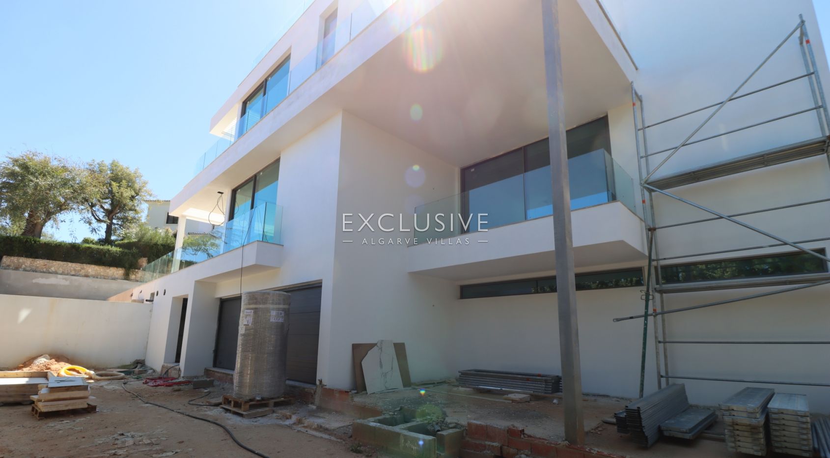 4+1-Villa in Quinta do Lago, nur wenige Gehminuten vom Strand entfernt, Algarve