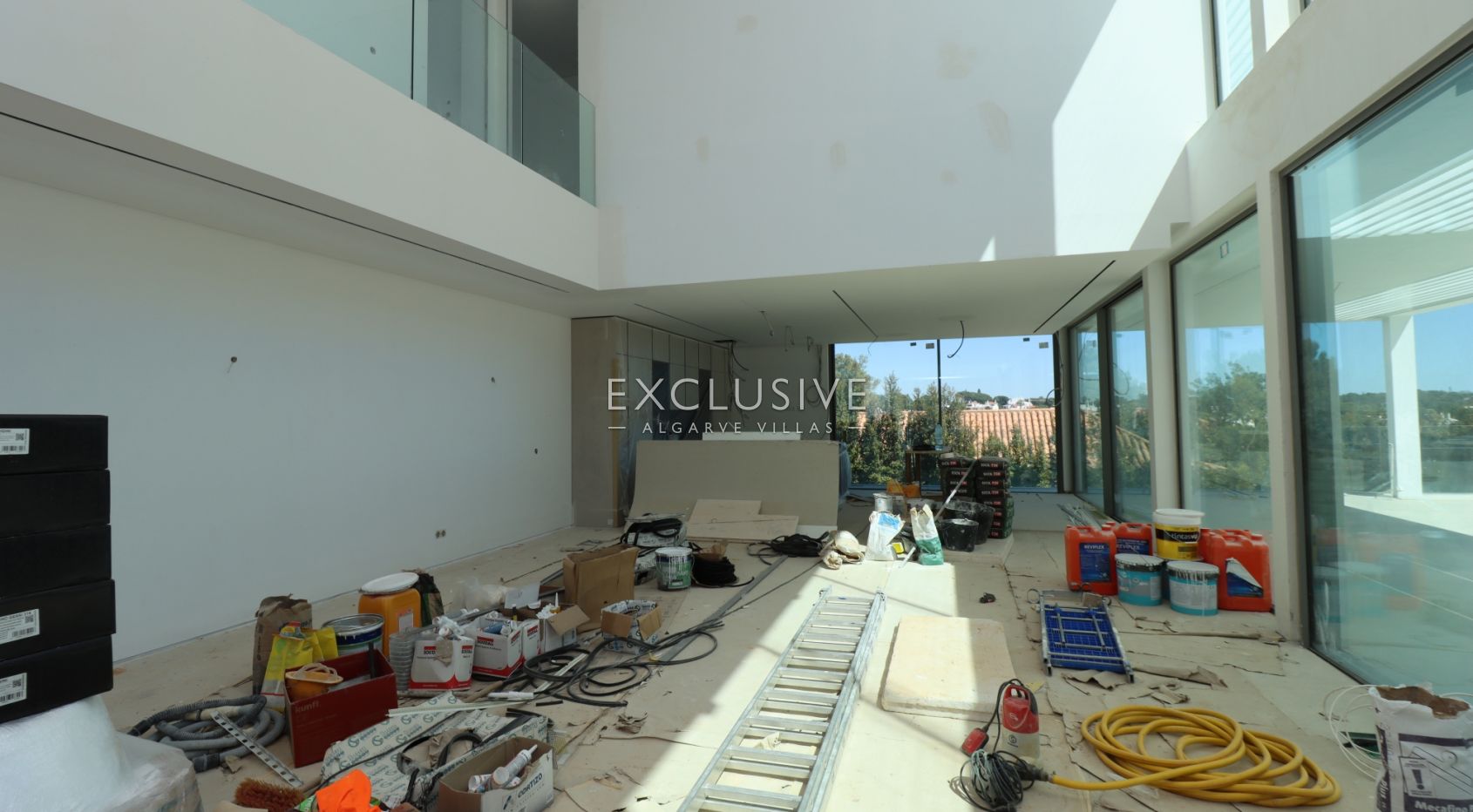 4+1-Villa in Quinta do Lago, nur wenige Gehminuten vom Strand entfernt, Algarve