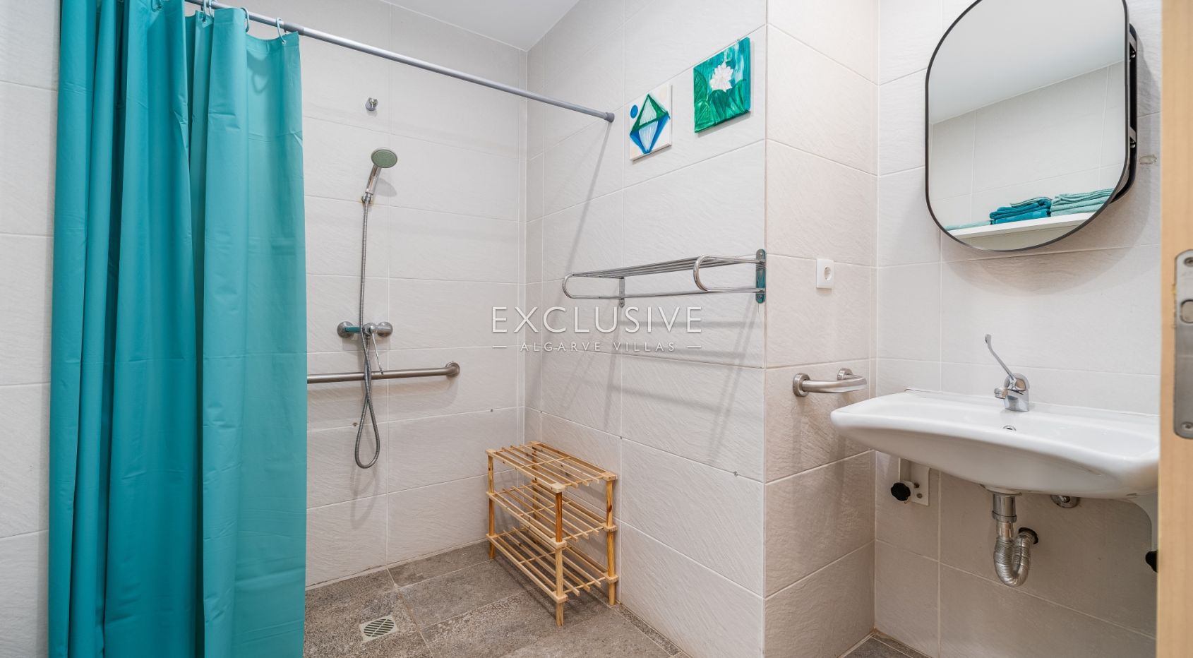 2-Zimmer-Wohnung mit Parkplatz und Pool in Portimão, Algarve