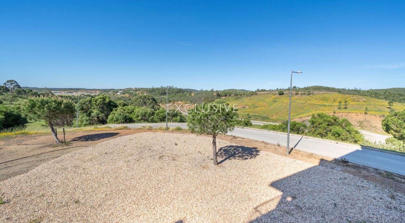 2-Zimmer-Wohnung mit Parkplatz und Pool in Portimão, Algarve