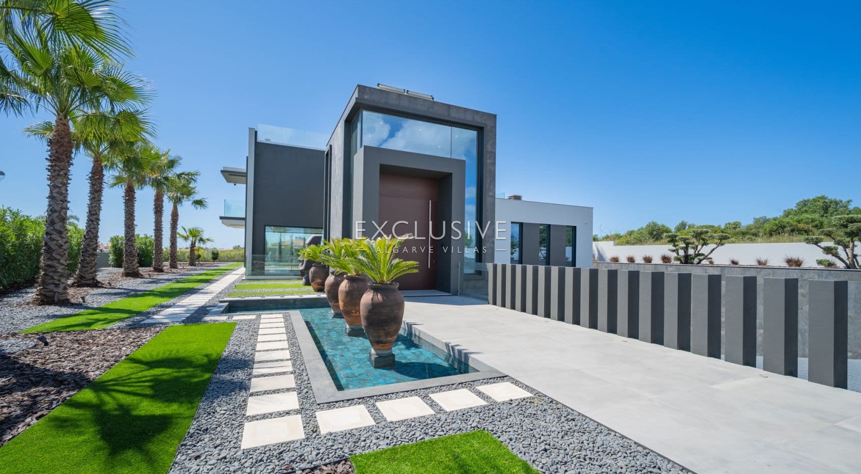 Moderne Luxusvilla mit Meerblick in Porto de Mós, Lagos-2