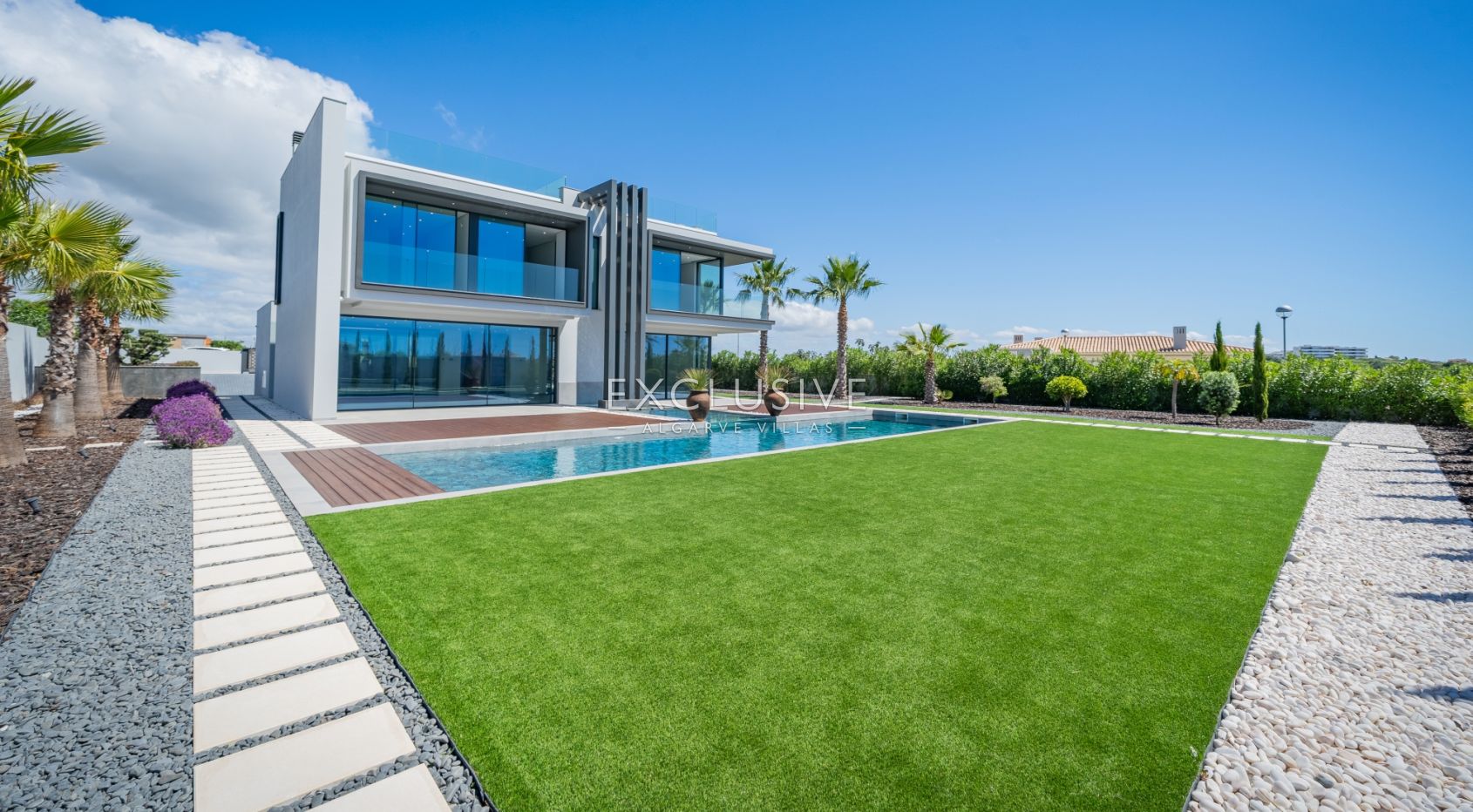 Moderne Luxusvilla mit Meerblick in Porto de Mós, Lagos