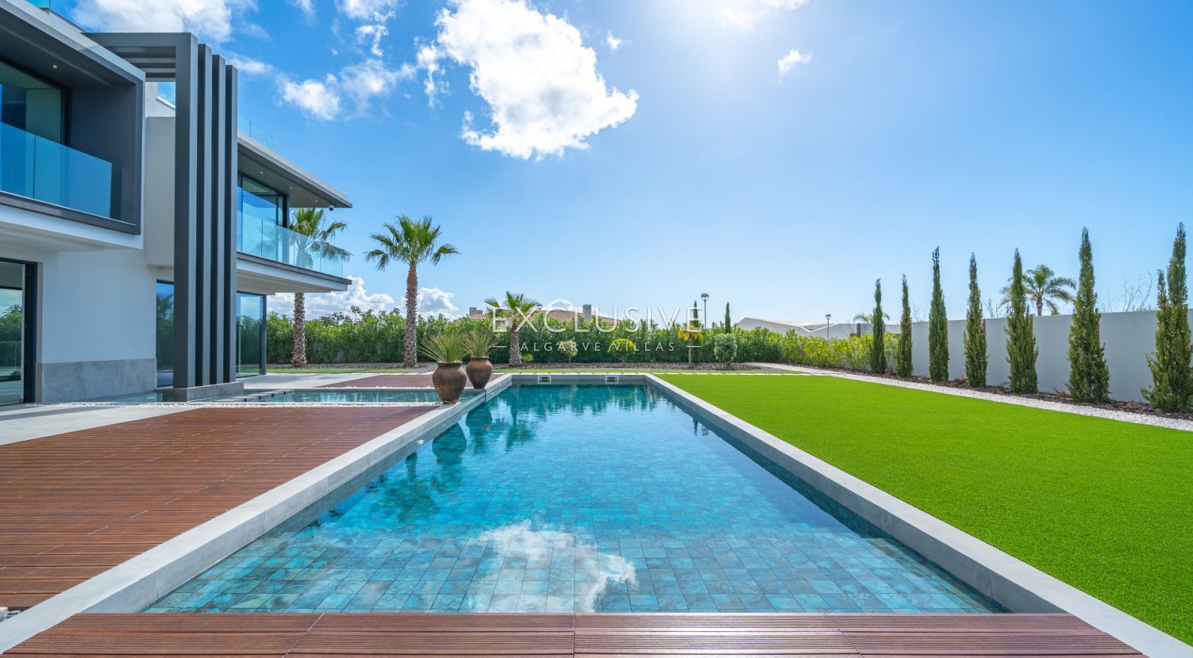 Moderne Luxusvilla mit Meerblick in Porto de Mós, Lagos