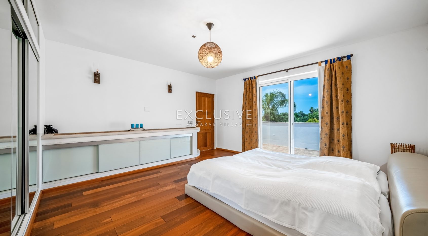 Spacious Equestrian Property with 2 Independent Villas in Tavira