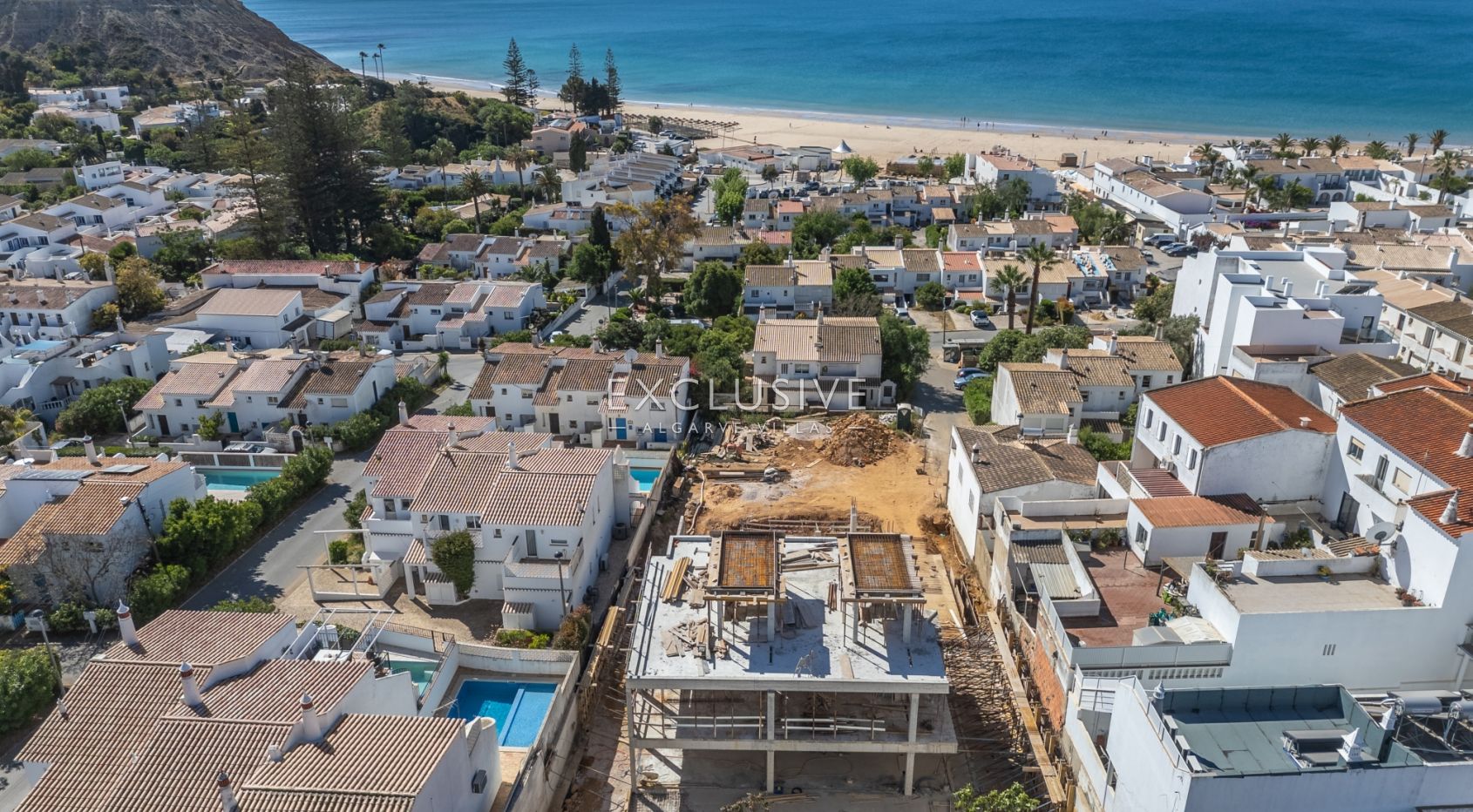 Modernes Strandhaus in Praia da Luz - Luxury Lock-Up and Leave