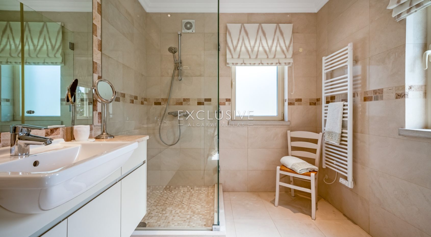 4 Schlafzimmer Villa Santa Barbara de Nexe, Algarve