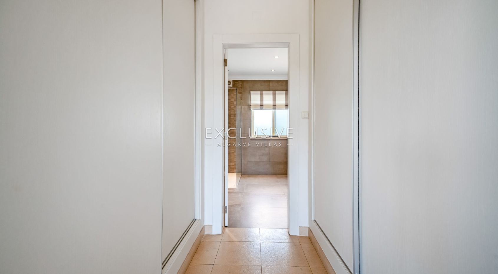 4 Schlafzimmer Villa Santa Barbara de Nexe, Algarve