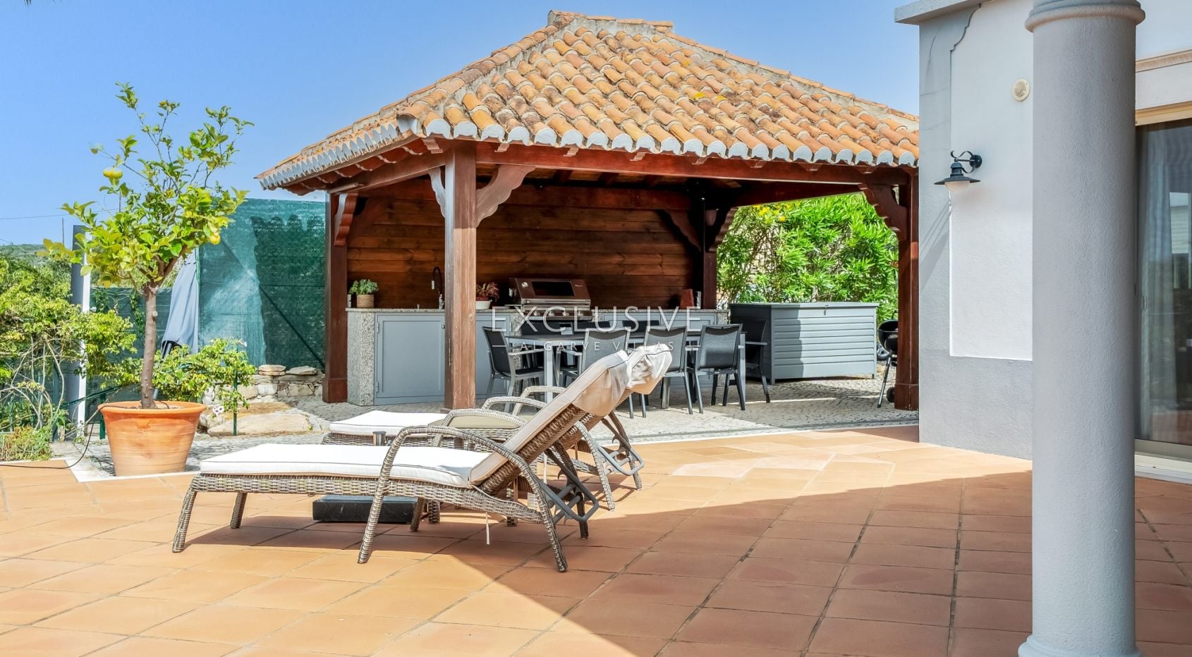 4 Schlafzimmer Villa Santa Barbara de Nexe, Algarve