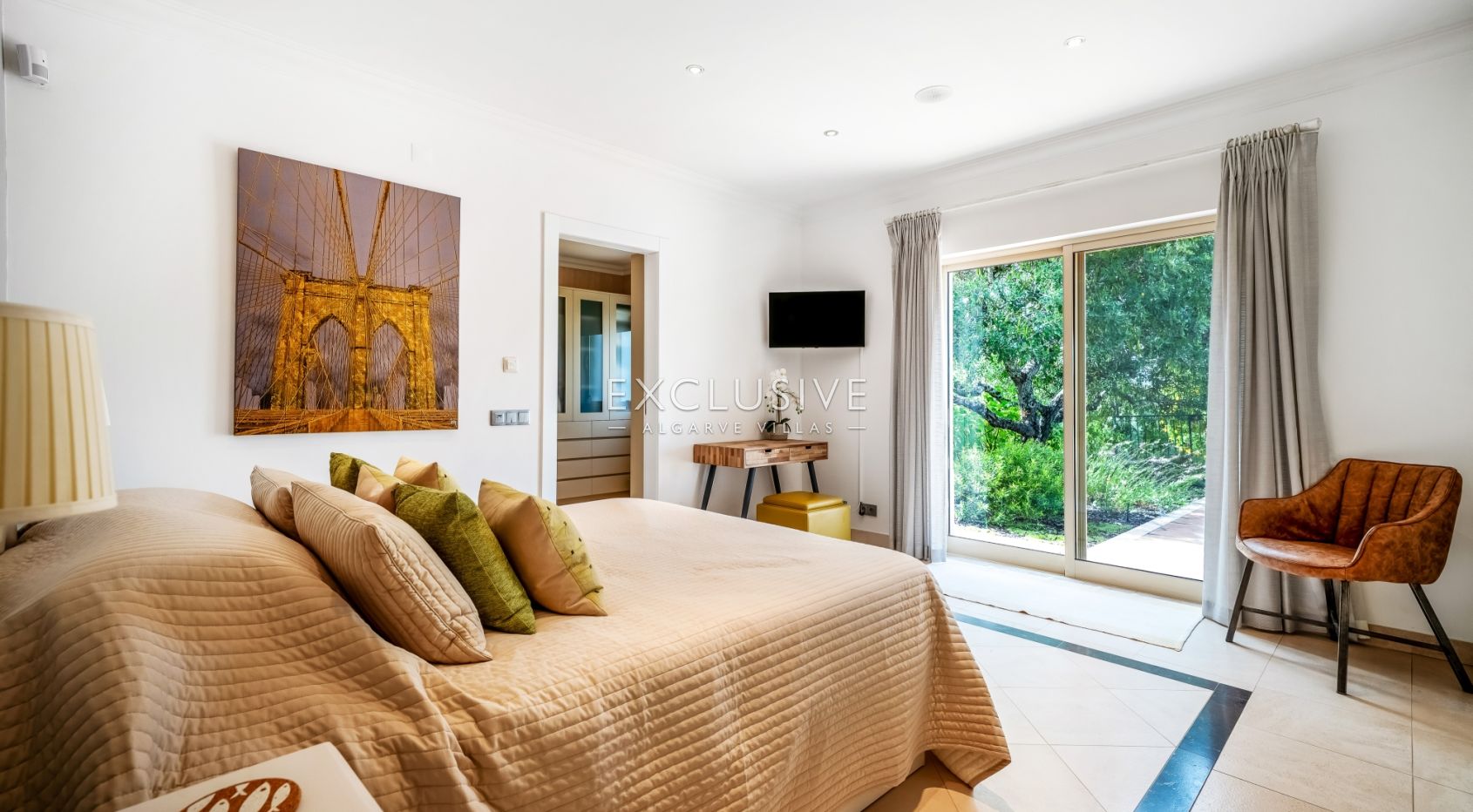 4 Schlafzimmer Villa Santa Barbara de Nexe, Algarve