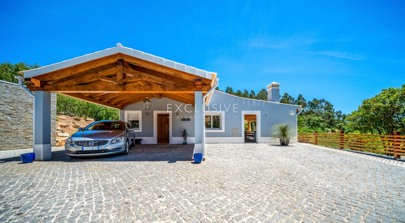 3 Bett Villa in schöner Landschaft mit 1ha Grundstück zwischen Portimao und Monchique