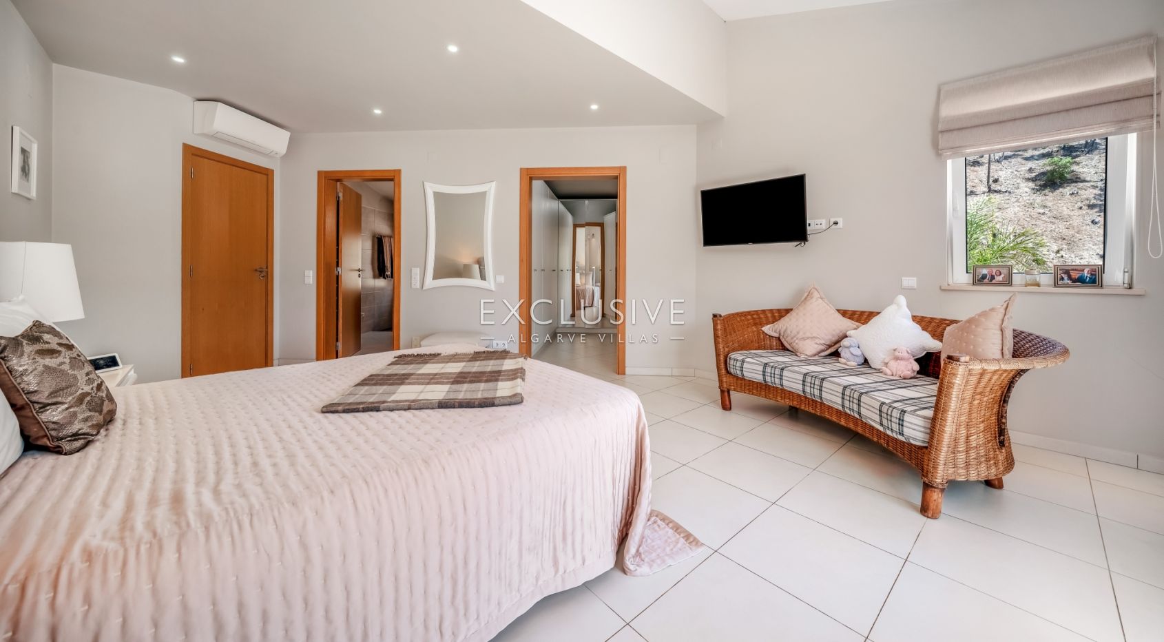3 Bett Villa in schöner Landschaft mit 1ha Grundstück zwischen Portimao und Monchique
