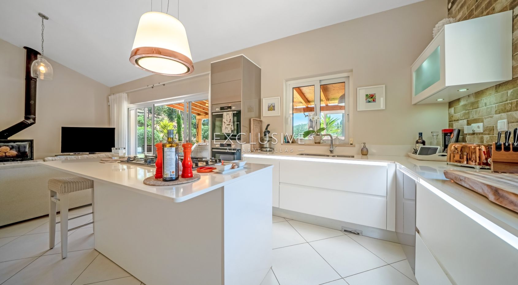 3 Bett Villa in schöner Landschaft mit 1ha Grundstück zwischen Portimao und Monchique