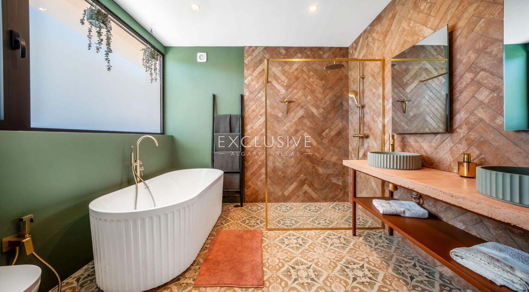 Ferragudo Villa mit 7 Schlafzimmern komplett renoviert