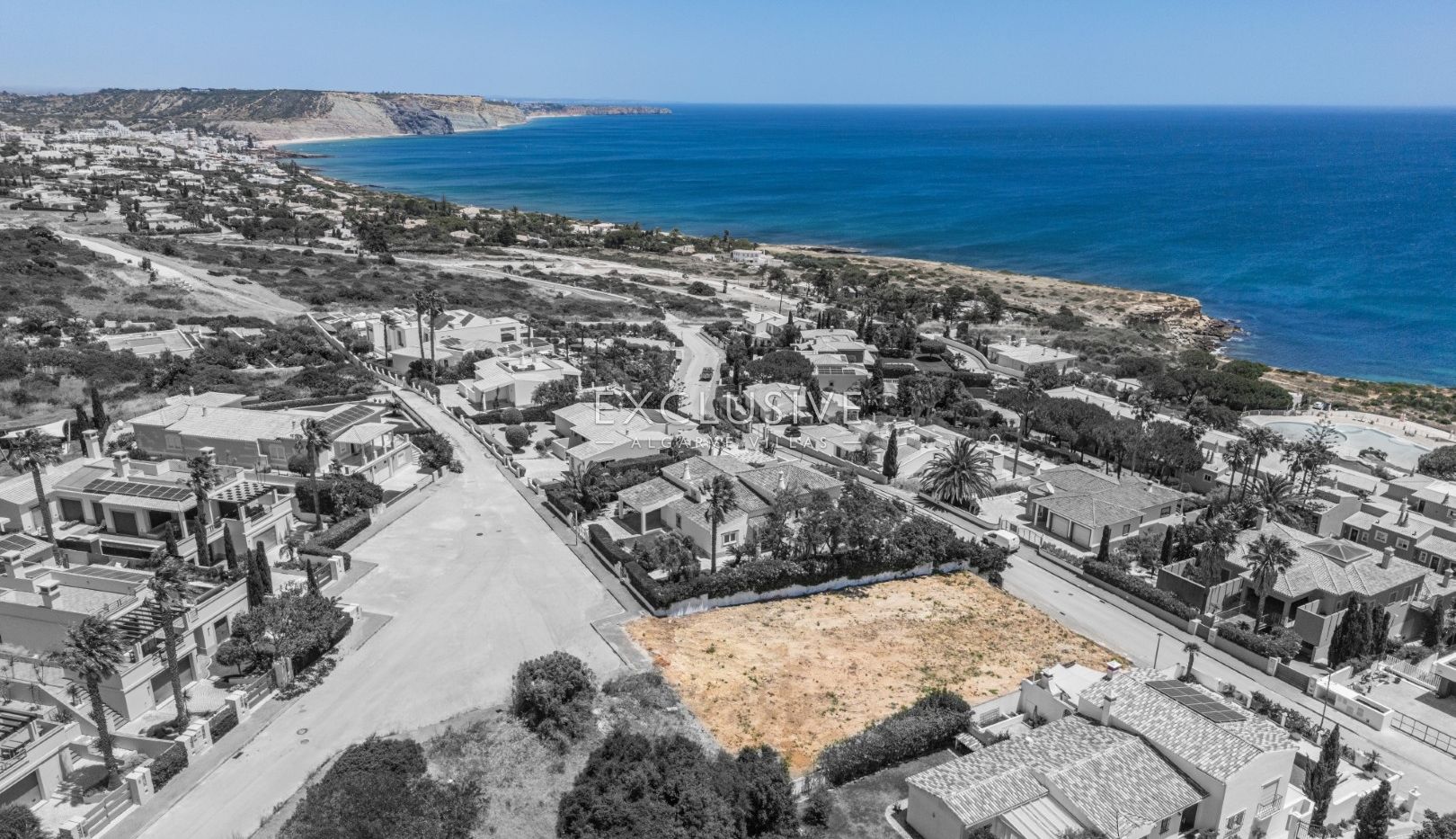 Seltenes Grundstück mit Meerblick in Praia da Luz